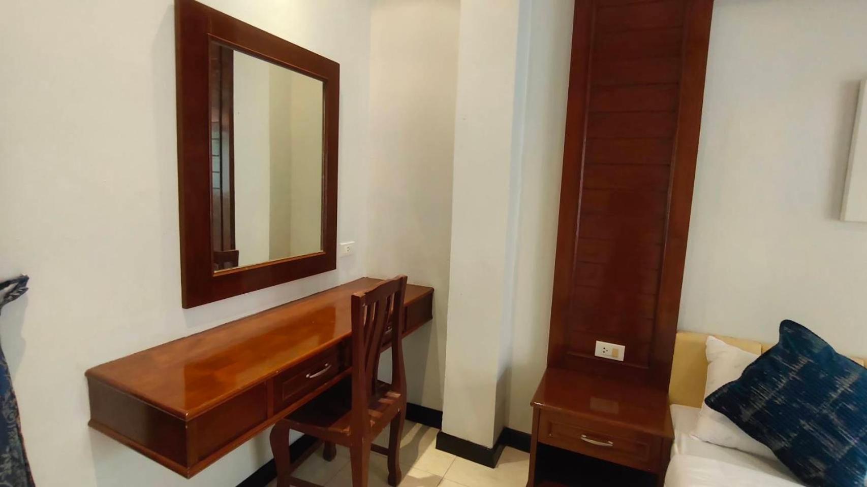 Phadee Apartment Karon Екстер'єр фото